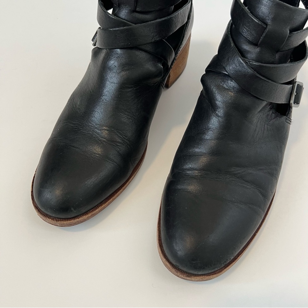 Kork Ease Jardin black leather ankle booties Strappy boots Size 11 Moto boots - Picture 6 of 13